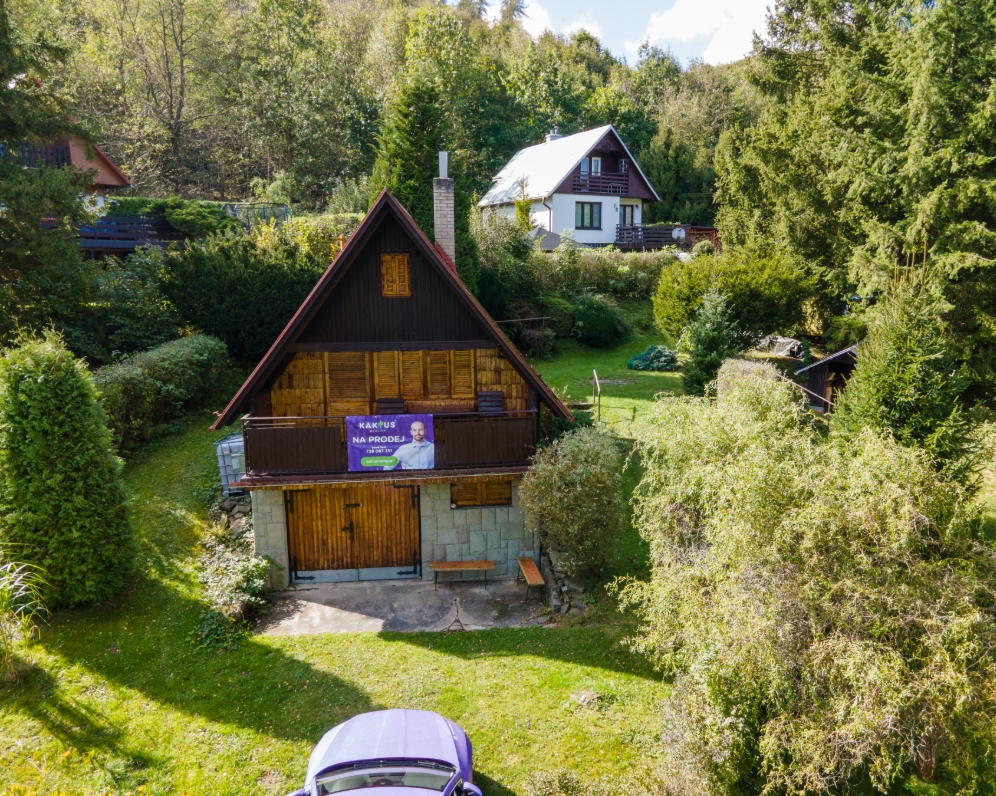 Prodej chaty 45 m2 s pozemkem 373 m2, Vítkov-Podhradí